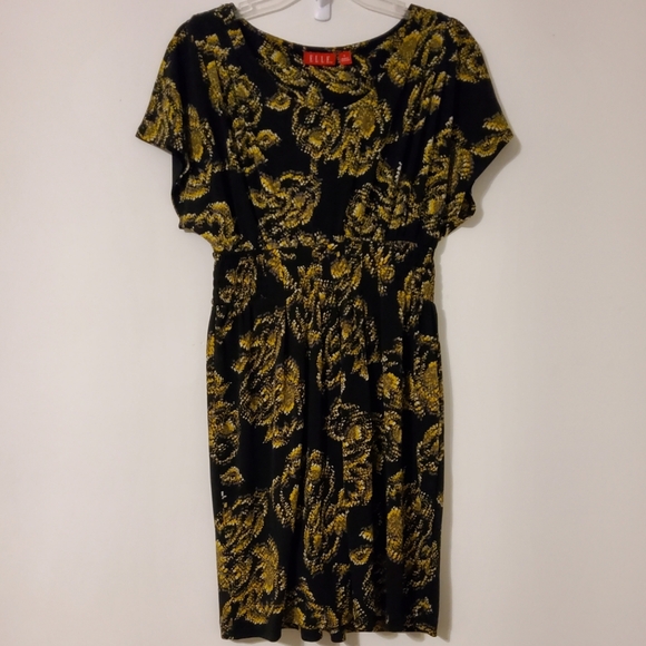 Elle Dresses & Skirts - Elle Black and Gold Flutter Sleeve Smocked Pleated Sheath Dress